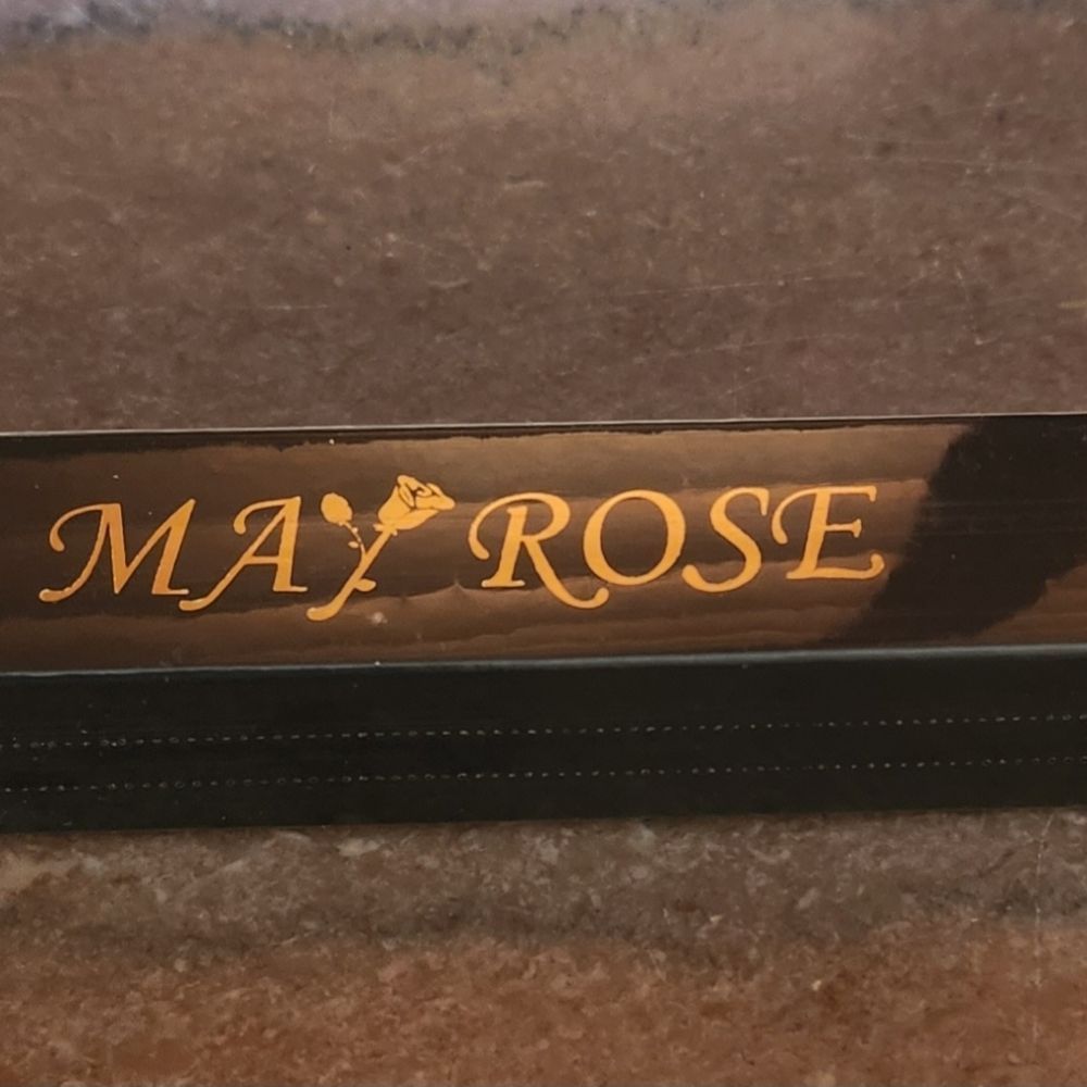 May Rose Lippursing Shimmering Shining Lip Gloss Long Lasting